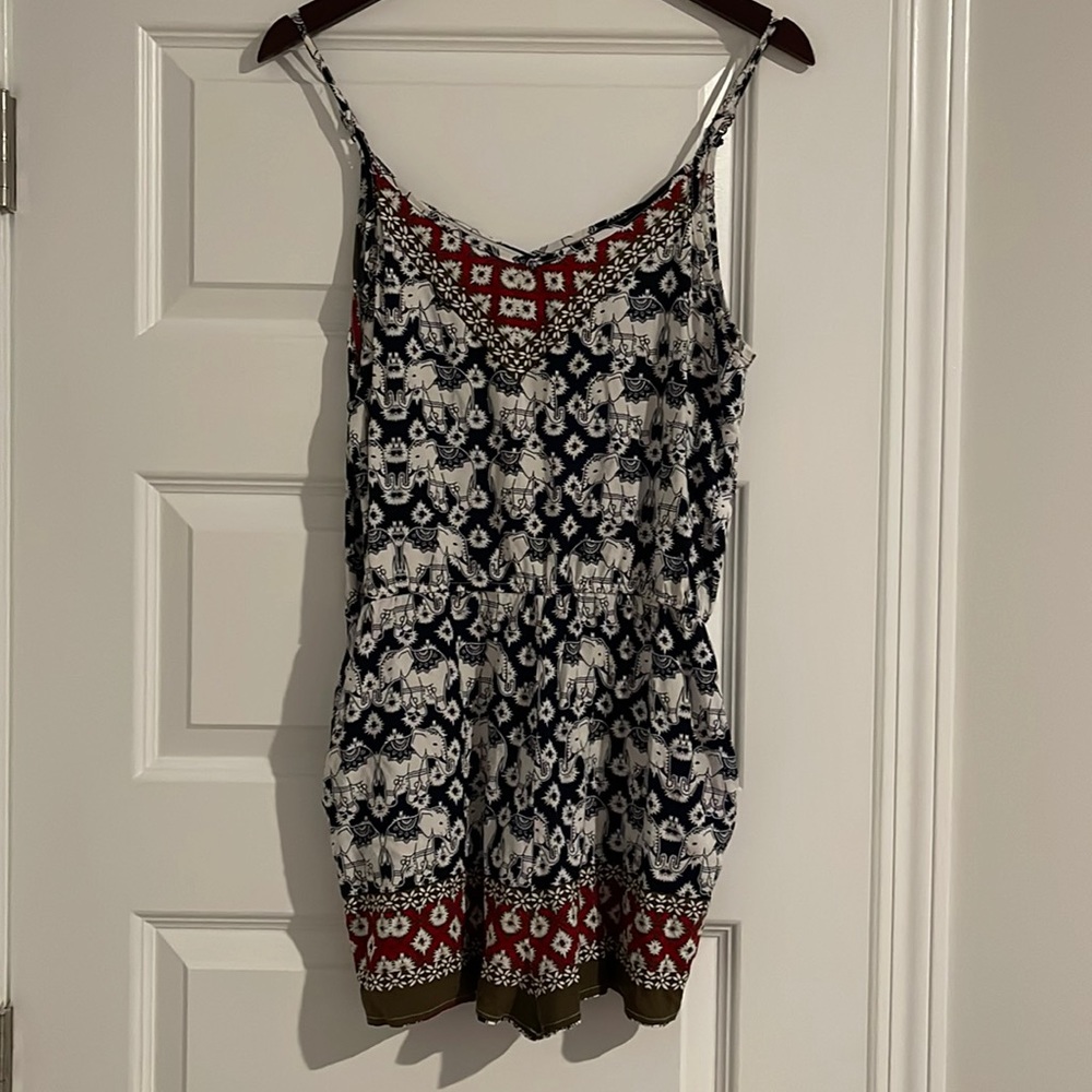 Elephant print romper with pockets